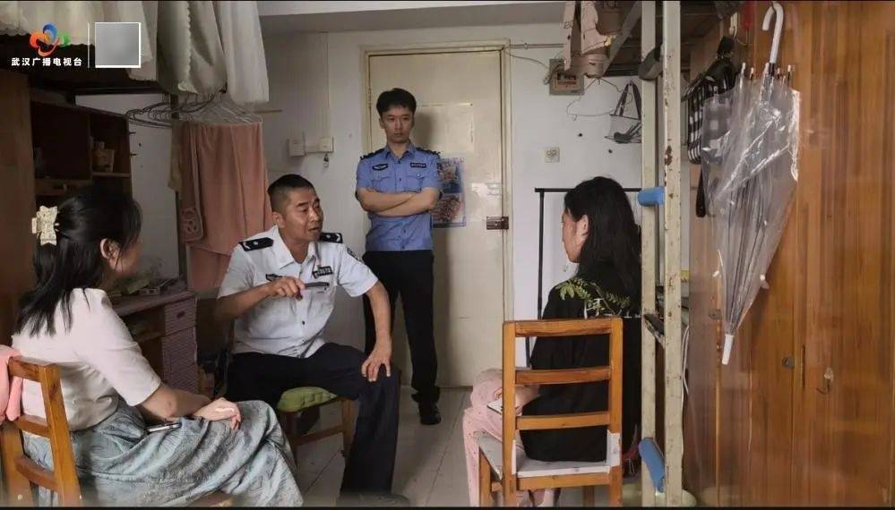 十分紧急！女研究生即将出境<strong></p>
<p>中国比特币</strong>，武汉警方火速拦截