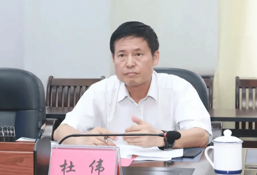 中央巡视期间<strong></p>
<p>如何挖比特币</strong>，他被查！