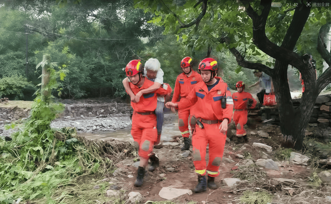 北京强降雨<strong></p>
<p>如何挖比特币</strong>！直击灾后紧急救援现场
