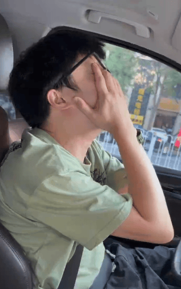 “女儿奴”爸爸接军训女儿电话泪崩<strong></p>
<p>比特币挖矿软件下载</strong>，“第一次这样分开”，网友：终究是我们离不开孩子