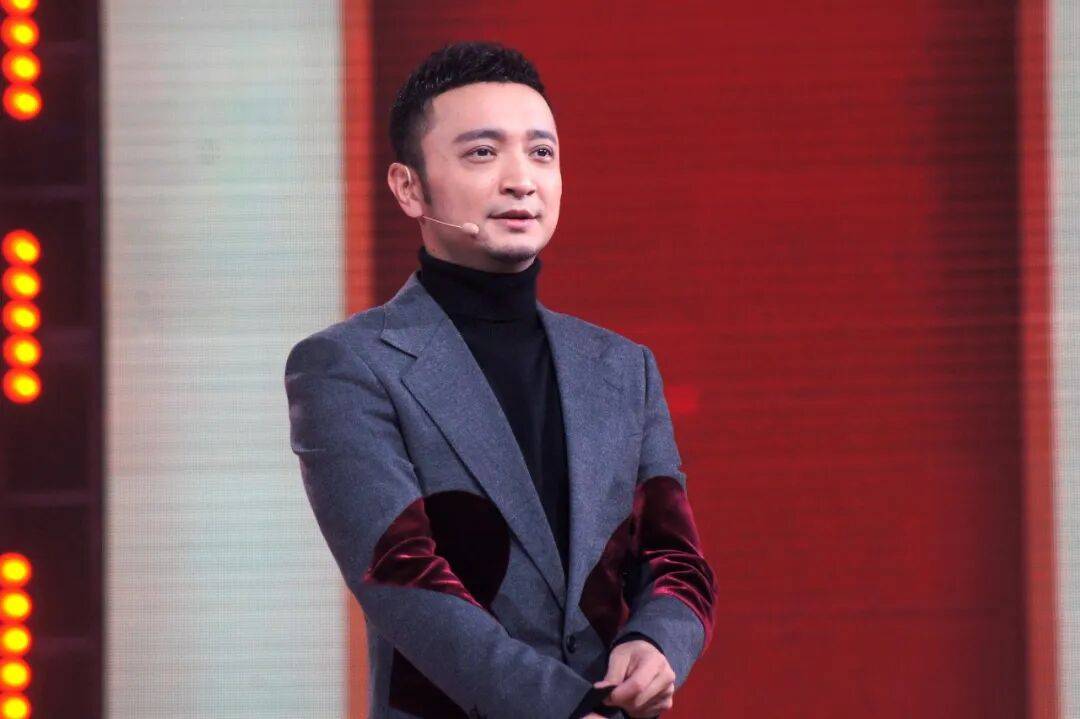 已确认<strong></p>
<p>比特币大涨</strong>！是尼格买提