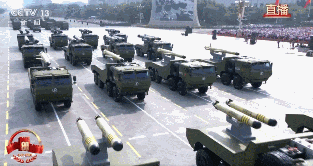 这就是咱们中国人的底气<strong></p>
<p>买比特币</strong>！装备方队完整视频来啦