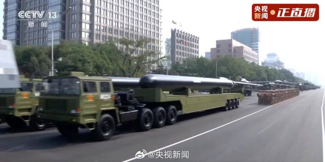 东风-61、巨浪-3、折叠翼预警机、歼-20S<strong></p>
<p>买比特币</strong>，画面披露！