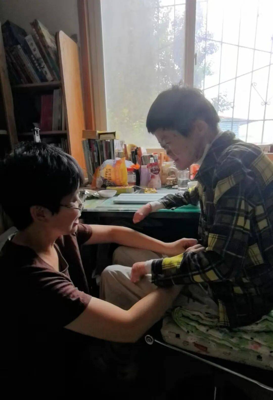 医生断言“活不过2岁”的郑州罕见病女孩<strong></p>
<p>比特币美金价格</strong>，24岁“带伤出征”，开启西藏之行