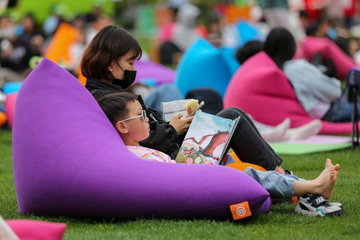 韩国人口萎缩<strong></p>
<p>比特币现价</strong>，中小学班级人数为何不减反增?