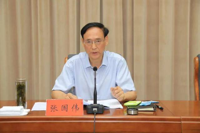河南官宣：涉嫌严重违纪违法<strong></p>
<p>比特币现价</strong>，张国伟主动投案