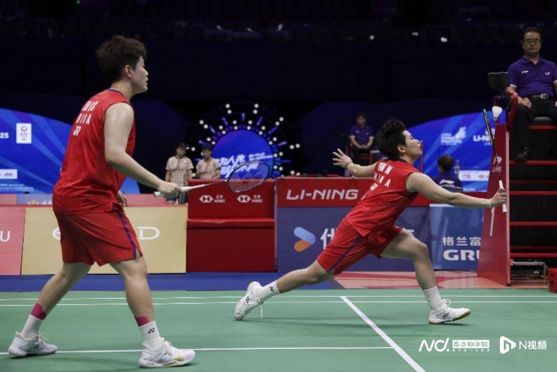 中国羽毛球大师赛于深圳开拍<strong></p>
<p>比特币今天行情</strong>,国羽首日7战4胜