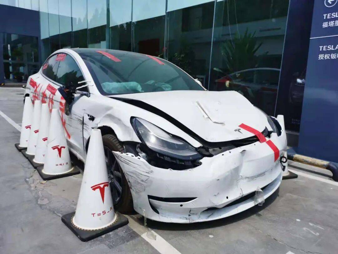 独家对话特斯拉“车顶维权”女车主:终于赢<strong></p>
<p>比特币今天行情</strong>了特斯拉一次