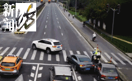 事发上海晚高峰!汹涌车流中<strong></p>
<p>比特币多少钱</strong>,一男子绝望跳车,直奔民警而去……