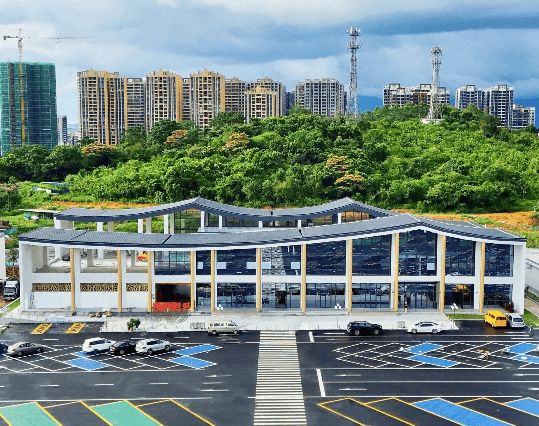 “不亚于春节回家”!凌晨5点<strong></p>
<p>比特币多少钱</strong>,深圳有人已经堵在路上……