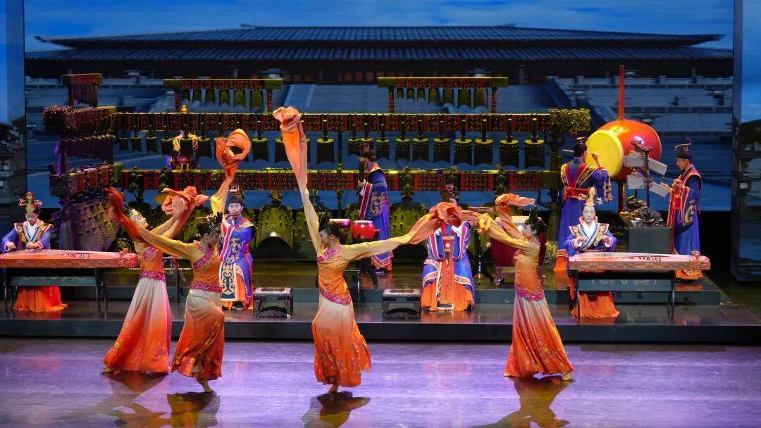 武汉这里什么情况？晚上6点突然排起长队<strong></p>
<p>美元比特币</strong>！有人提前五天全家蹲守……