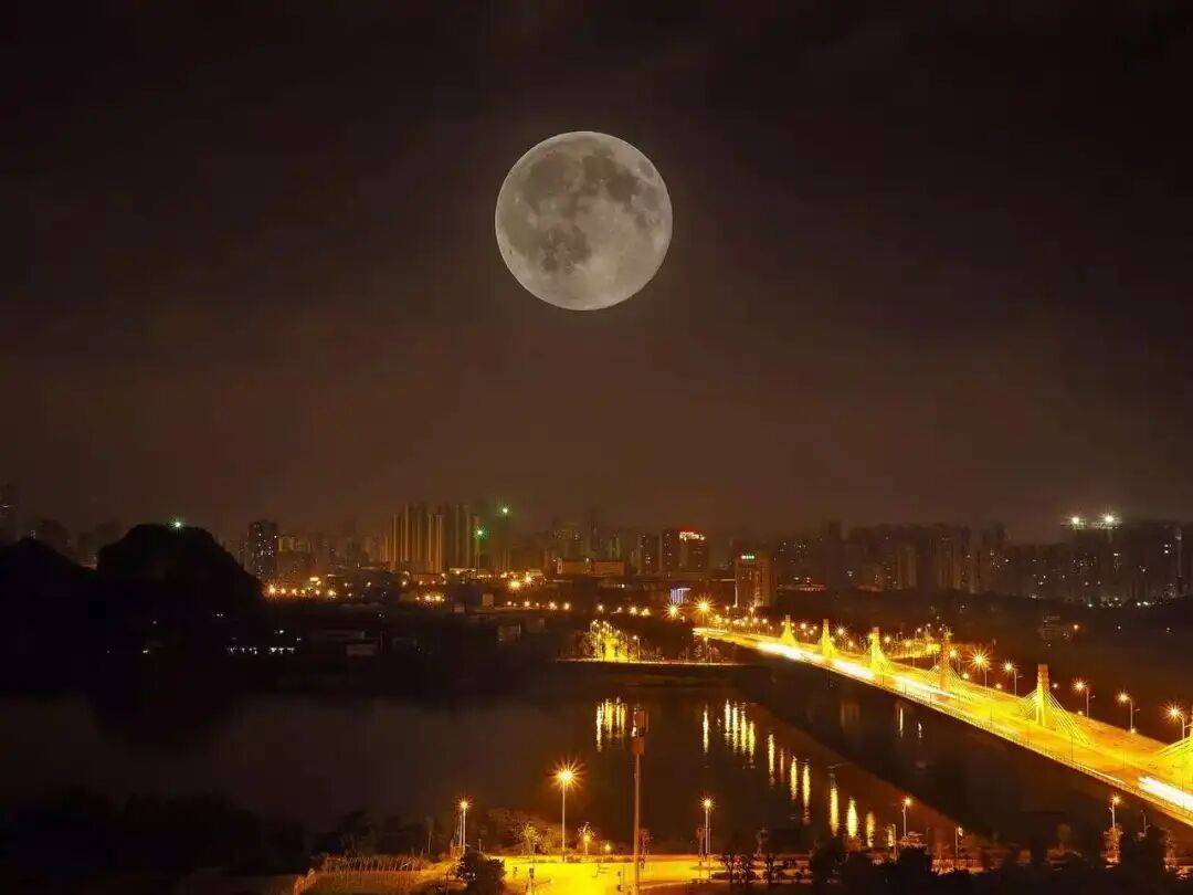 没有什么能阻挡!今天<strong></p>
<p>比特币人民币</strong>,广西人就是要回家!