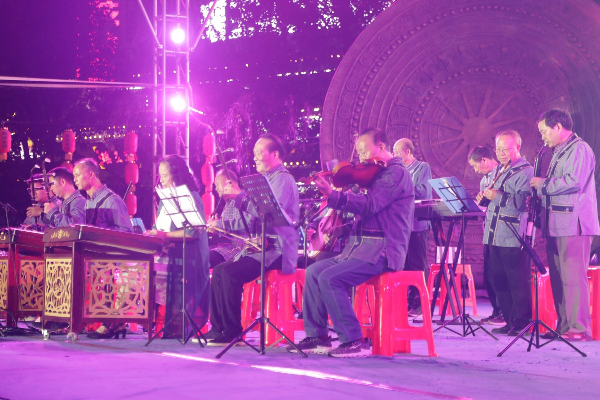 月映火塘 悦唱荔波<strong></p>
<p>比特币最高价格</strong>!这场中秋音乐晚会点燃团圆夜