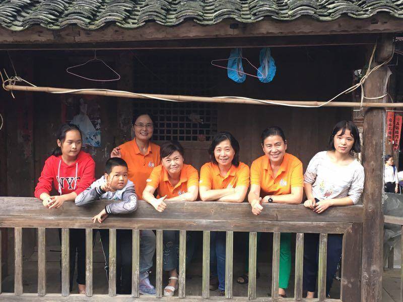 那个让老师骄傲的“调皮”班级！30年同学聚会<strong></p>
<p>比特币今日最新价格行情</strong>，还伴有一封来自贵州的感谢信