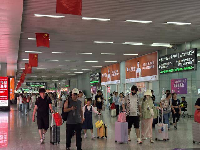 深圳北站连续两天到达客流刷新历史纪录