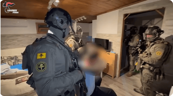 凯特患癌竟因辉瑞疫苗?伦敦4万被盗手机直飞香港<strong></p>
<p>比特币的价格</strong>,比贩毒暴利产业链曝光…