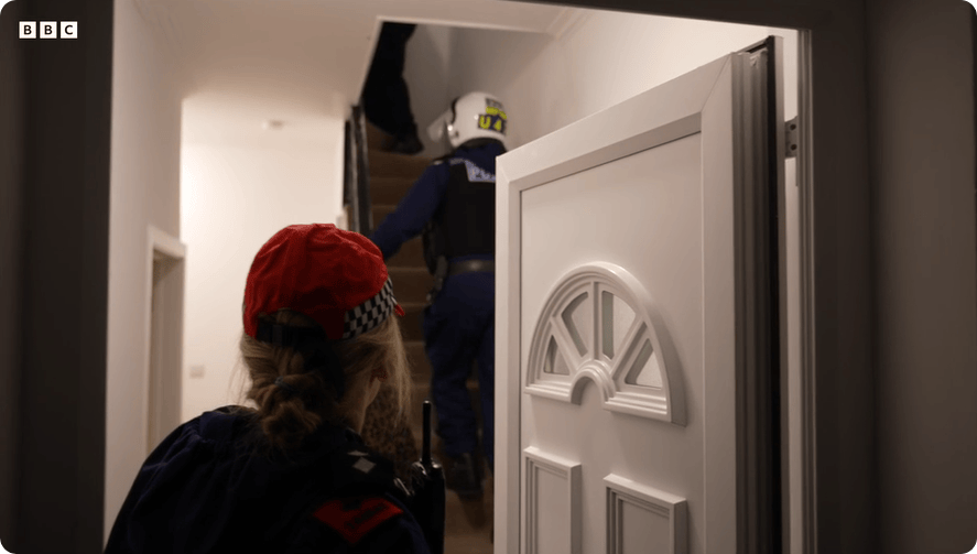 凯特患癌竟因辉瑞疫苗?伦敦4万被盗手机直飞香港<strong></p>
<p>比特币的价格</strong>,比贩毒暴利产业链曝光…