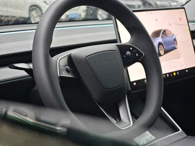 将特斯拉砍成“铁皮房”的<strong></p>
<p>比特币现在价格</strong>,是马斯克新的万亿对赌协议