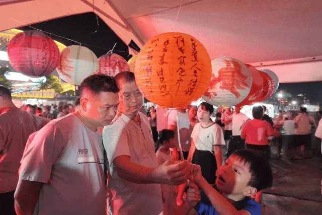 镇街周报|佛山“双节”文旅成绩单出炉<strong></p>
<p>比特币实时</strong>,谁最吸睛