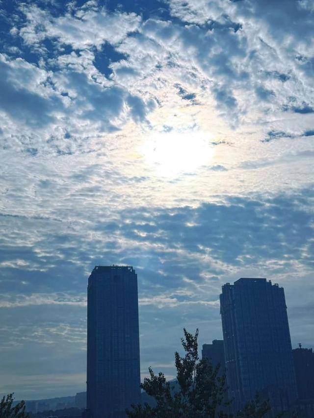 济南<strong></p>
<p>比特币实时</strong>,转晴!山东,转晴!好久不见的太阳,来了!