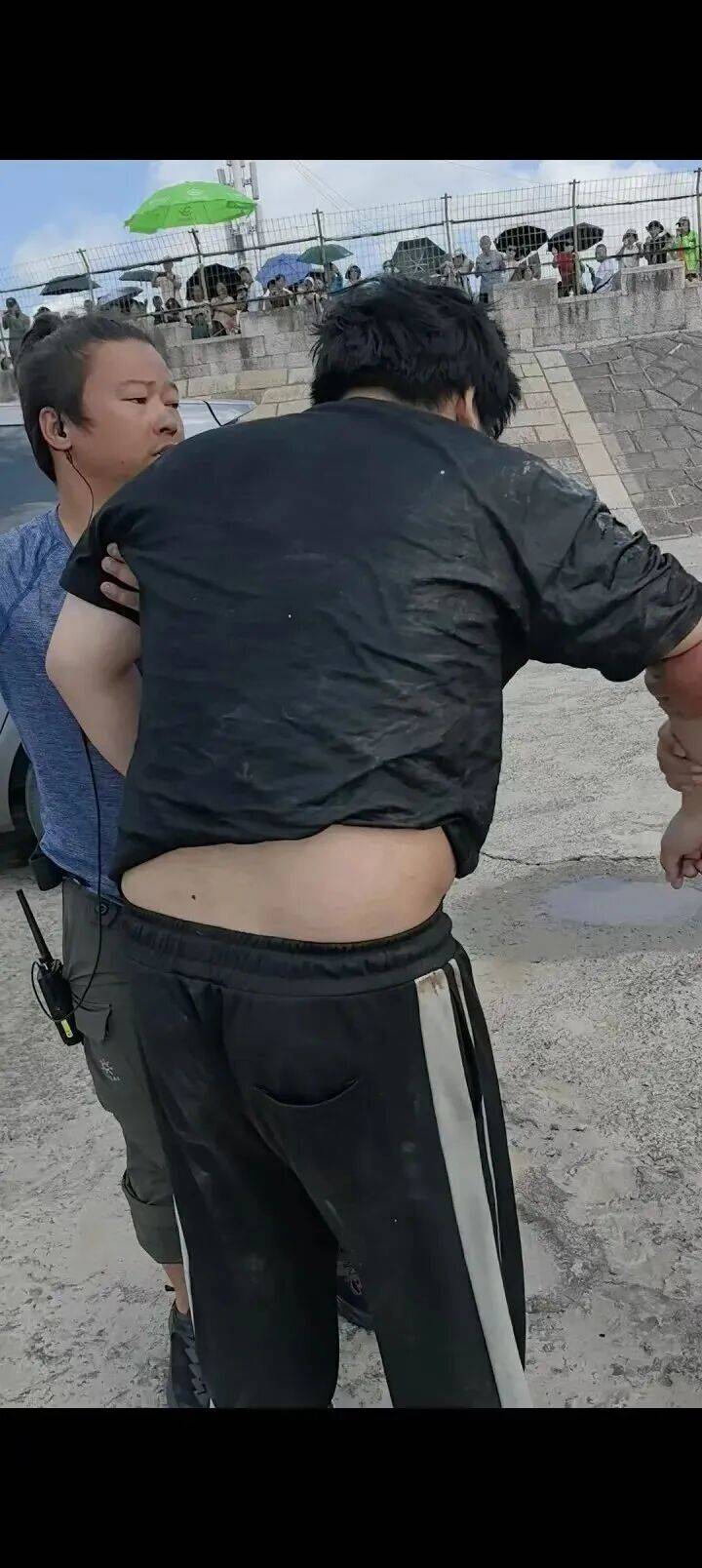 230斤重小伙酒后落水<strong></p>
<p>比特币实时</strong>，漂浮7小时终获救……