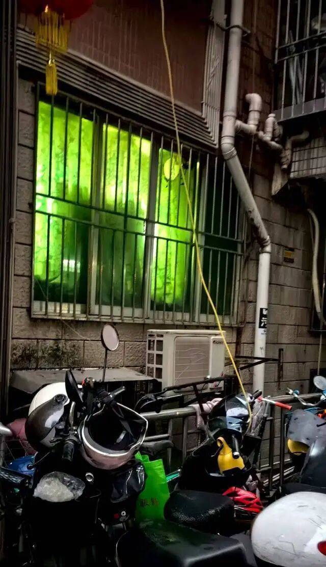 深圳一小区电动车管理引担忧<strong></p>
<p>比特币历年价格</strong>，部门责令整改后，记者实探