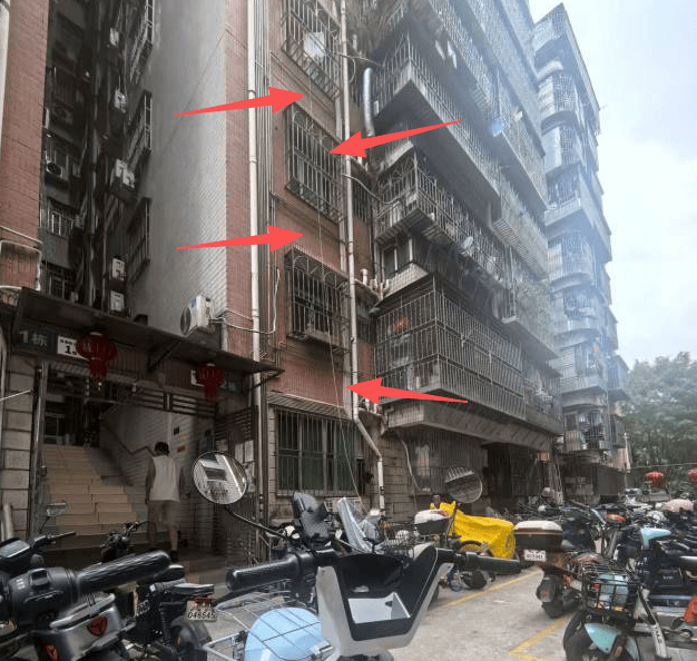 深圳一小区电动车管理引担忧<strong></p>
<p>比特币历年价格</strong>，部门责令整改后，记者实探