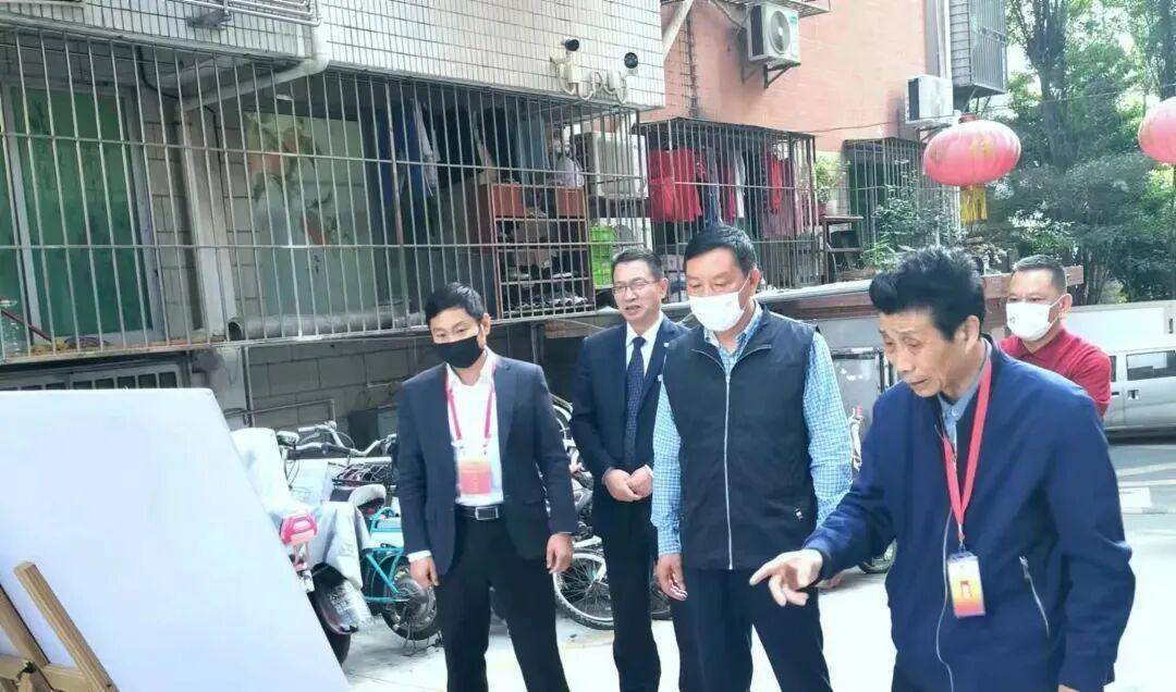 深圳一小区电动车管理引担忧<strong></p>
<p>比特币历年价格</strong>，部门责令整改后，记者实探