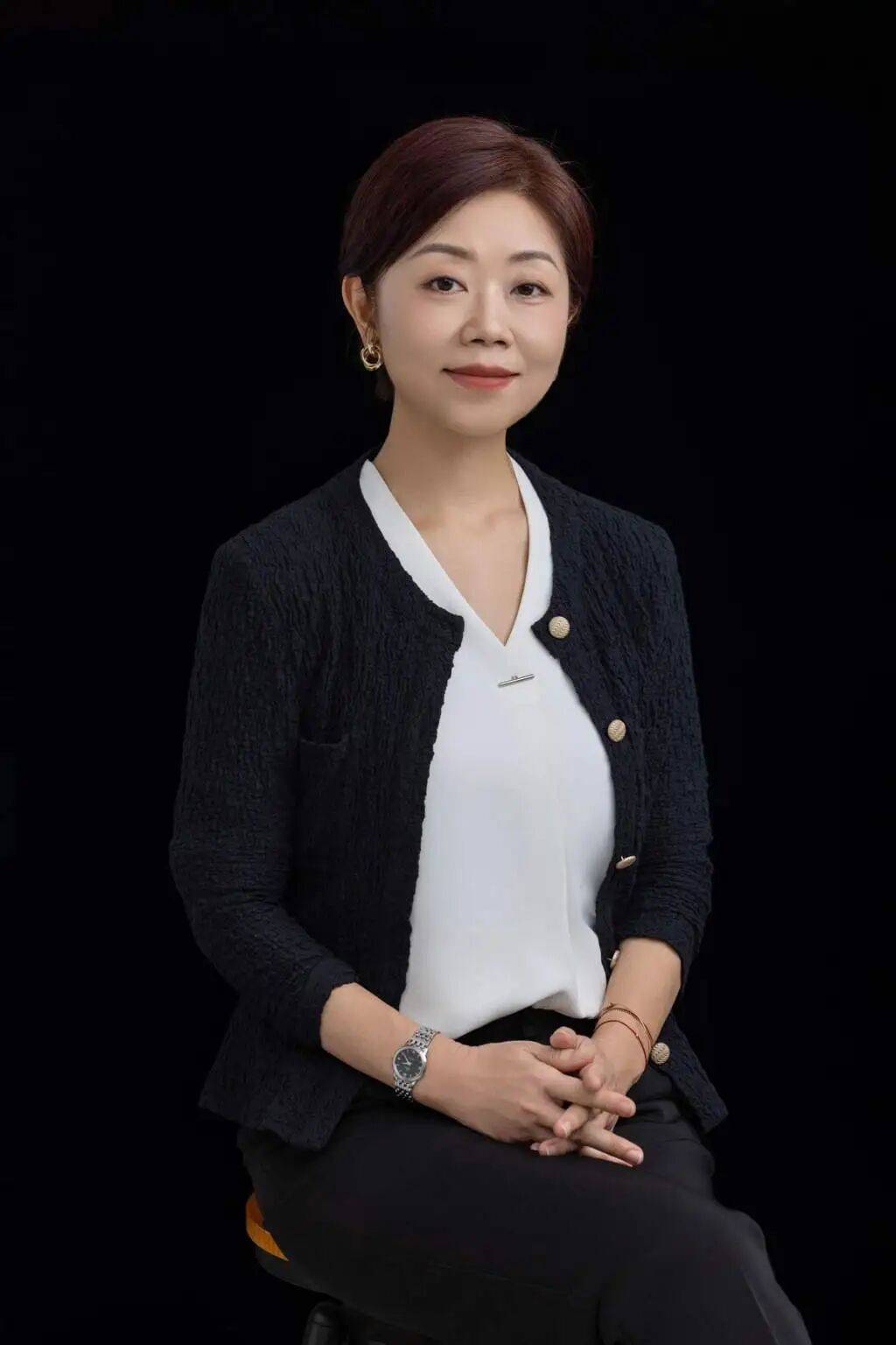 大使蒋小燕<strong></p>
<p>2015年比特币价格</strong>，正式赴任