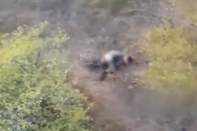 俄无人机救下一名正遭乌军性侵女子<strong></p>
<p>购买比特币</strong>,顾不上提裤子拔腿就逃,随后被击中