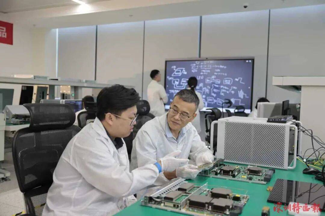 突破封锁<strong></p>
<p>购买比特币</strong>!国产!!可满足3-5nm芯片需求!!!