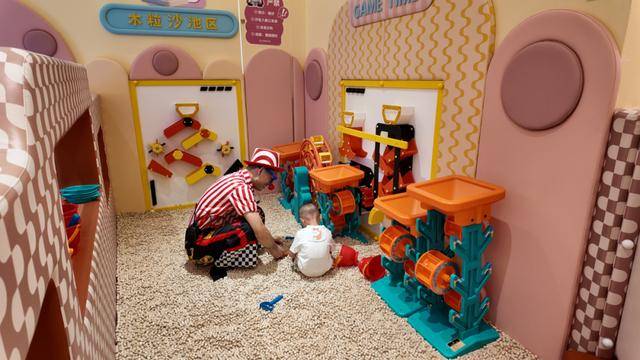 海底捞<strong></p>
<p>购买比特币</strong>，和西贝“抢娃”