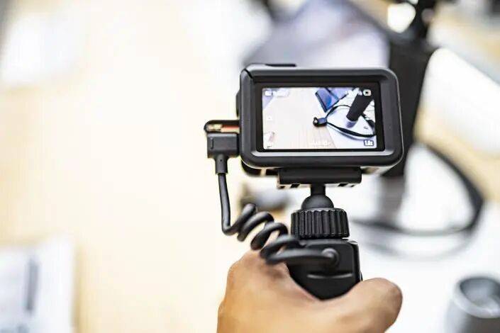 硬刚“背刺”争议<strong></p>
<p>购买比特币</strong>,大疆为何主动降价?