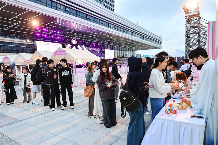 活力唱响青春经济<strong></p>
<p>比特币视频</strong>,第四届青春上海大学生音乐节绽放南上海科创中心