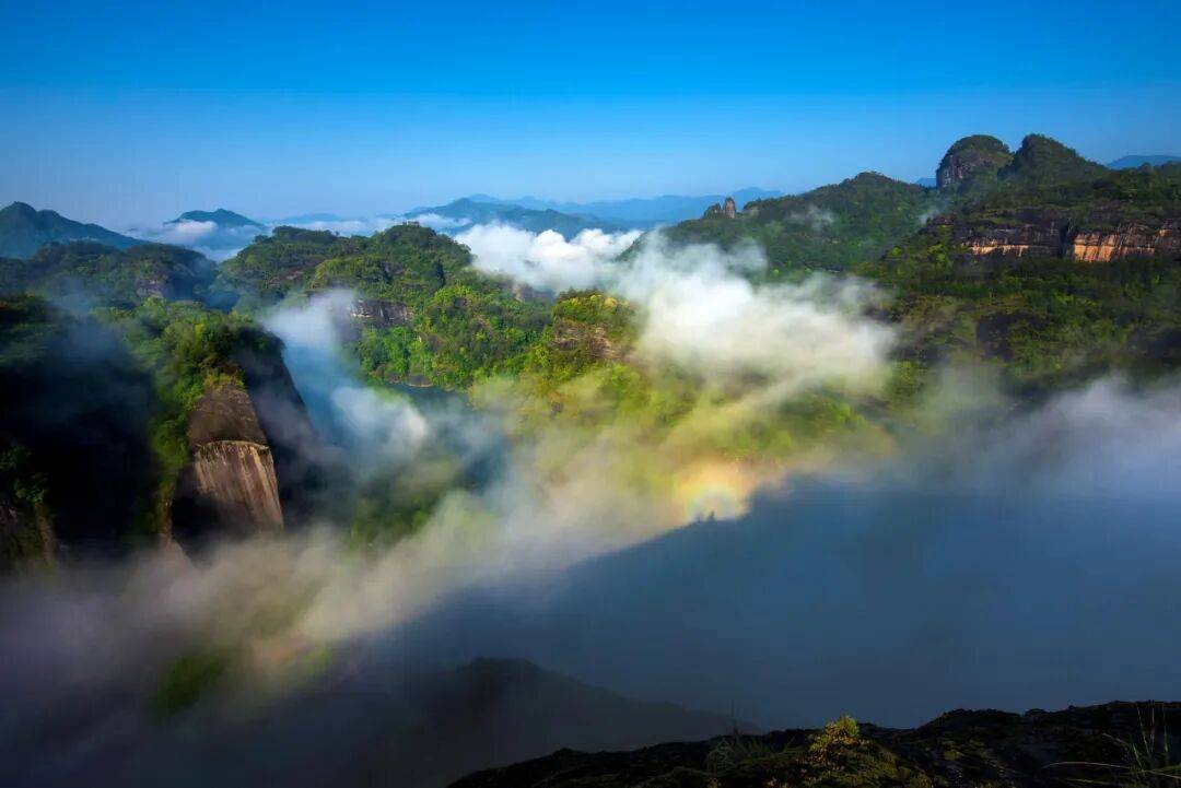 为什么年轻人迷上了爬山? | 秋高气爽<strong></p>
<p>比特币交易所</strong>,是时候出发了→