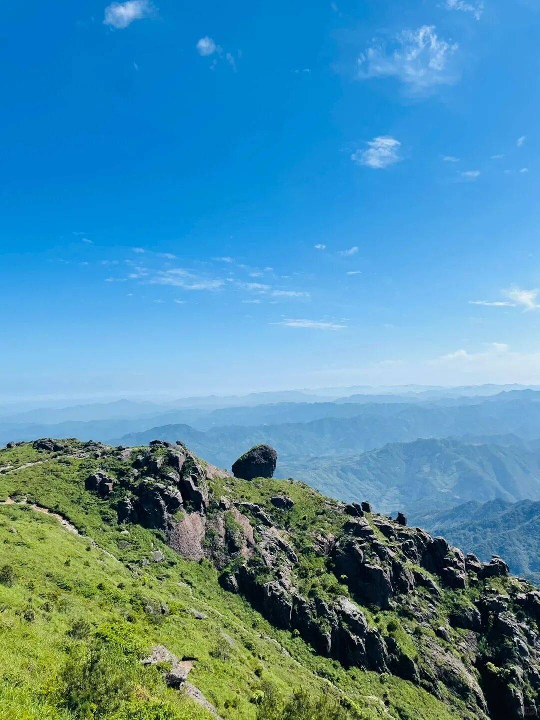 为什么年轻人迷上了爬山? | 秋高气爽<strong></p>
<p>比特币交易所</strong>,是时候出发了→