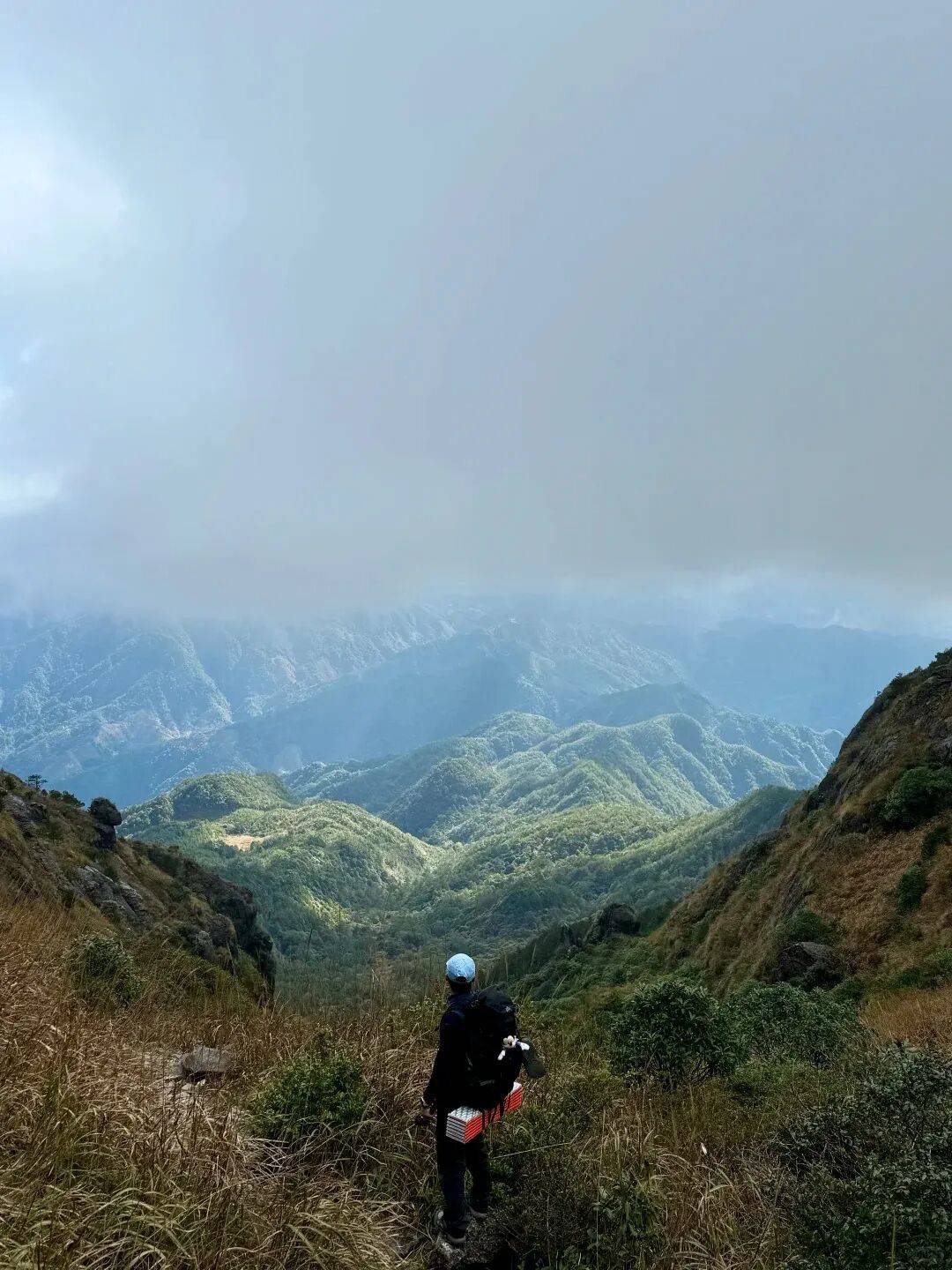 为什么年轻人迷上了爬山? | 秋高气爽<strong></p>
<p>比特币交易所</strong>,是时候出发了→