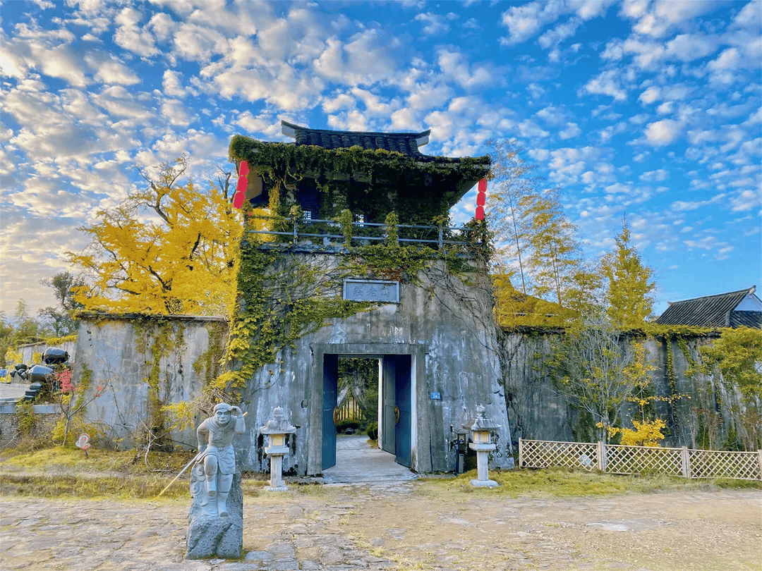 为什么年轻人迷上了爬山? | 秋高气爽<strong></p>
<p>比特币交易所</strong>,是时候出发了→