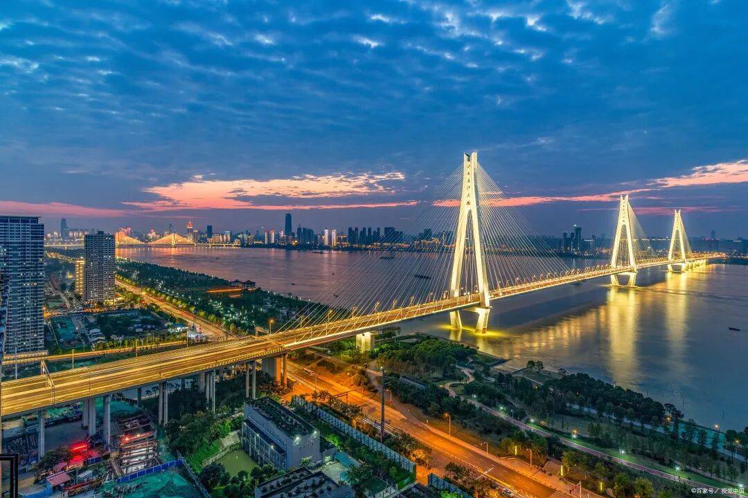 湖北省:一切国有资产尽可能证券化<strong></p>
<p>一个比特币多少钱</strong>!