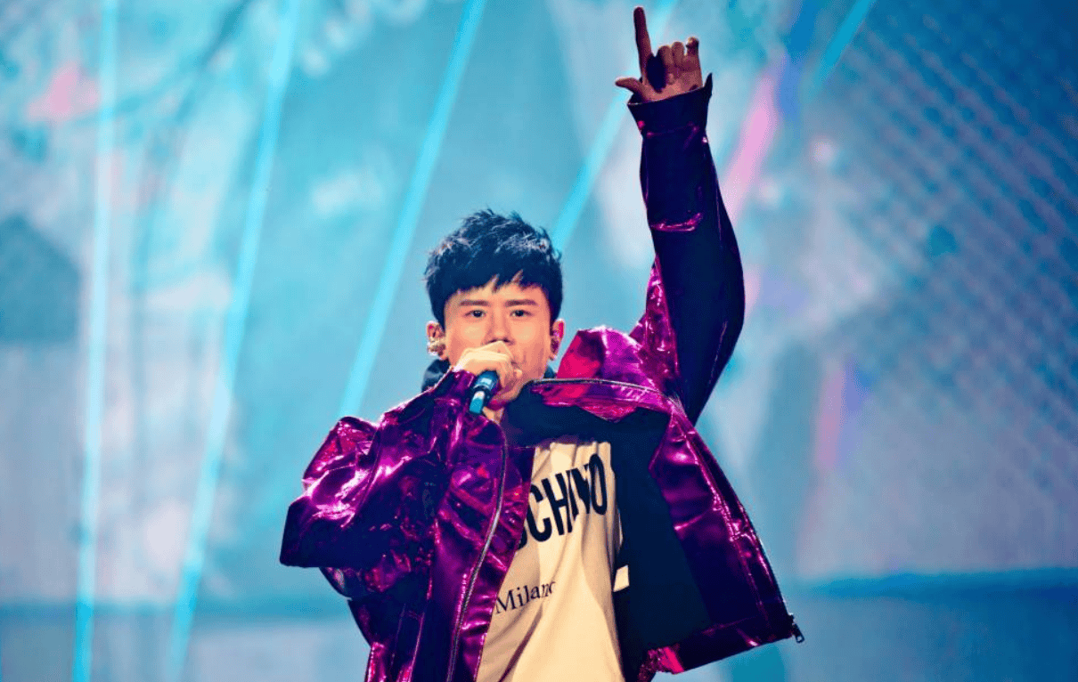 把陈粒“引爆”的耳返<strong></p>
<p>怎么购买比特币</strong>,为啥让这么多歌手又爱又恨