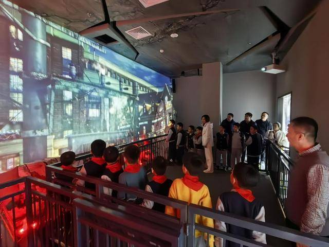 “泉民消防<strong></p>
<p>比特币最新价</strong>,生命至上”山东师范大学附属小学2024级7班雏鹰小队活动举行