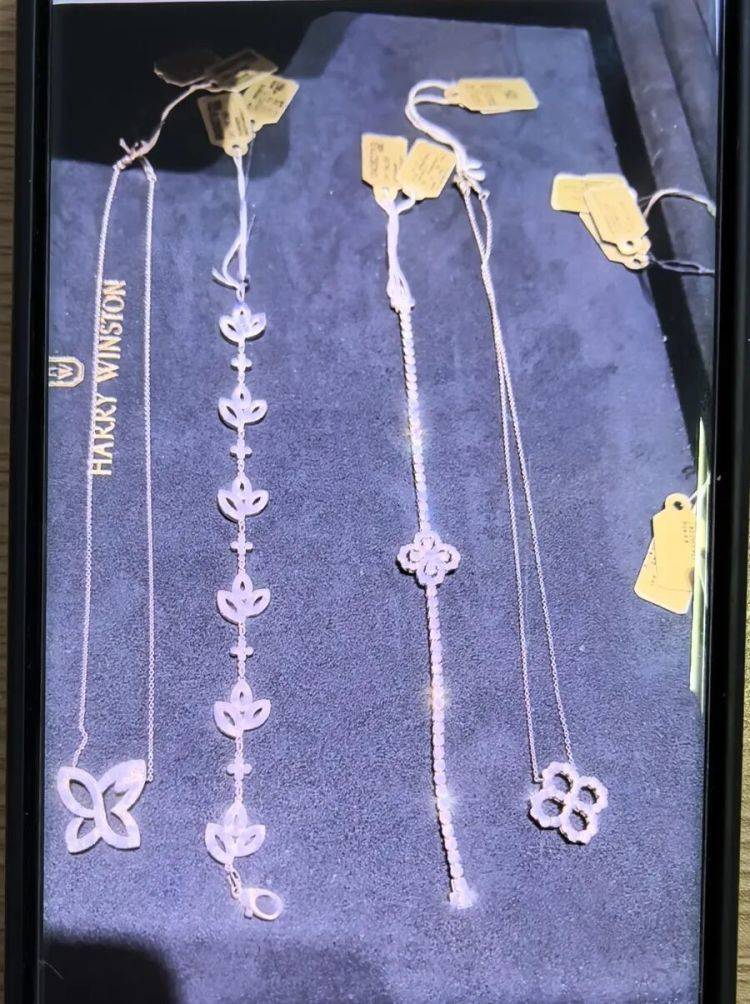 事发上海！女子崩溃“他昨晚还在我家吃饭”<strong></p>
<p>怎么买比特币</strong>，聊天记录曝光诈骗细节