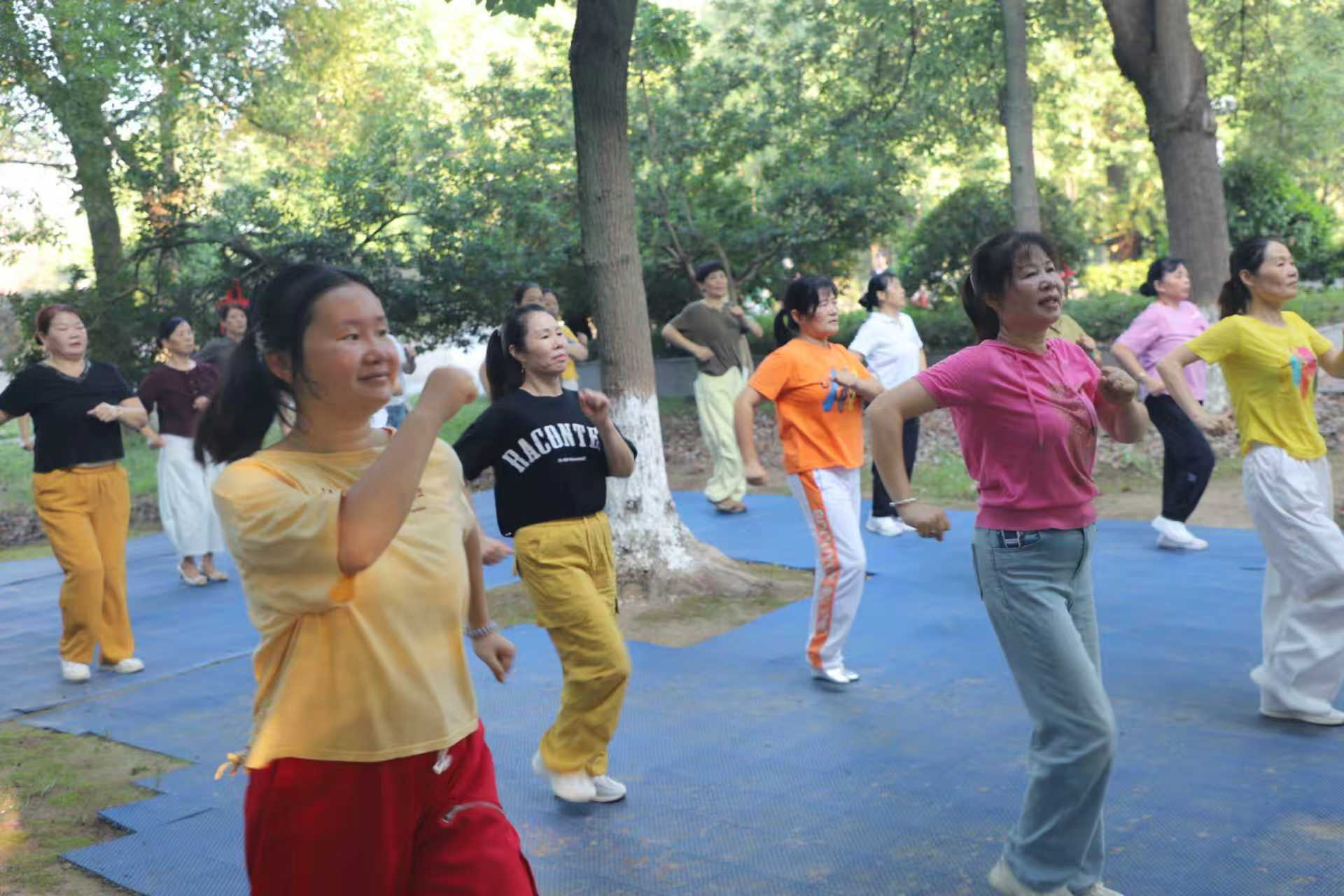 益阳一妈妈跳广场舞10年“唤醒”植物人女儿:医生说舞乐能刺激神经<strong></p>
<p>比特币创始人</strong>,我就照做了