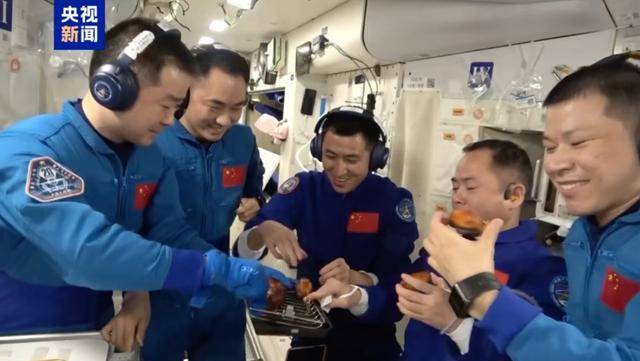 太空烧烤??来看航天员们的“吃饭历程”<strong></p>
<p>比特币多少钱一枚</strong>!