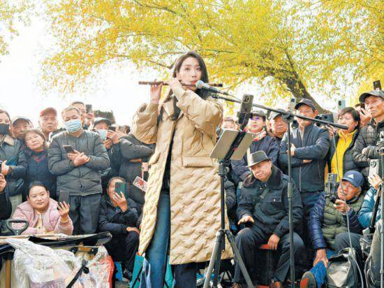 北京公园来了“文艺国家队”