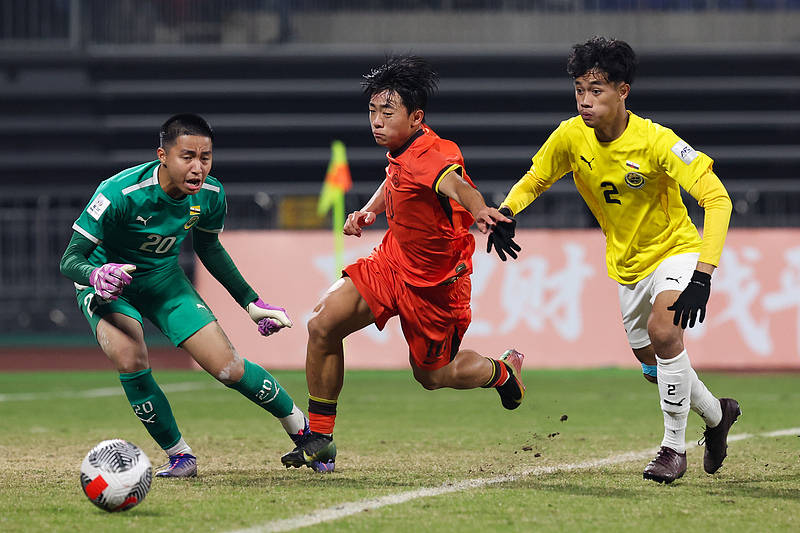 U16国足让中国球迷继续“过年”<strong></p>
<p>比特币软件</strong>,对手再弱,连续踢出两位数比分也非易事