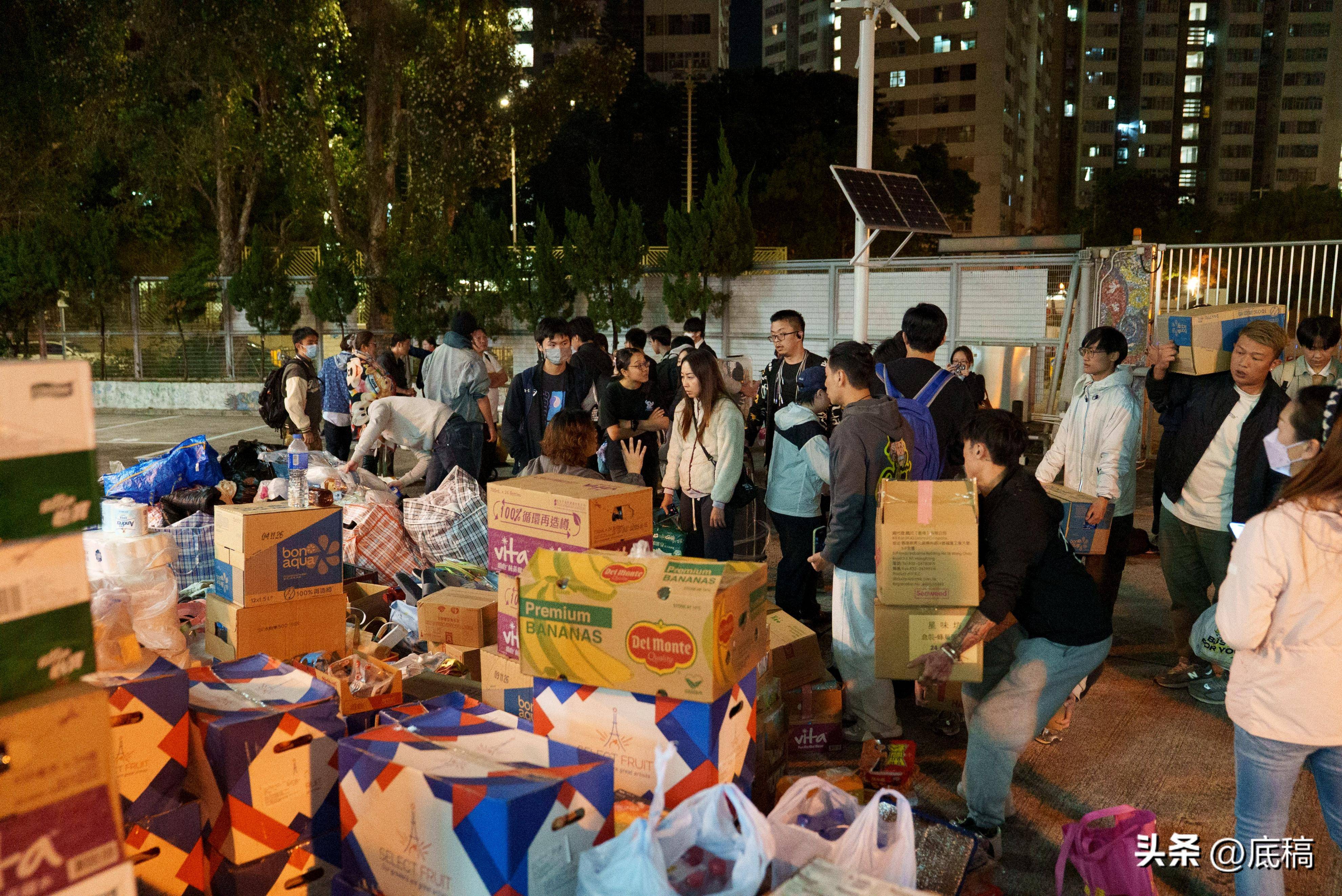 香港宏福苑大火中的一夜:“眼睁睁看着整栋楼被烧”<strong></p>
<p>比特币网站</strong>,有住户称母亲仍失联