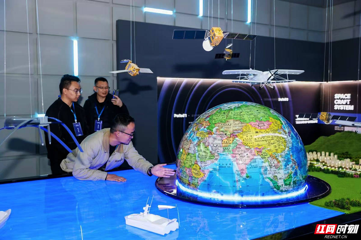 “链”上湖南 “湘”创未来 | 走进赛德雷特<strong></p>
<p>比特币网站</strong>，看小卫星如何撬动万亿市场