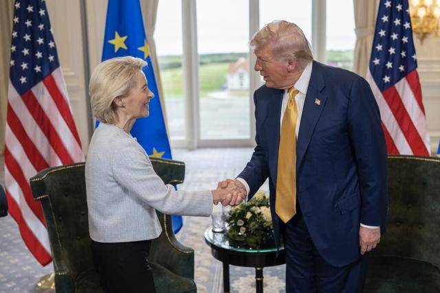 美国想和中俄印日组建C5<strong></p>
<p>比特币一个多少钱</strong>，梅德韦杰夫：给了欧洲一记响亮的耳光