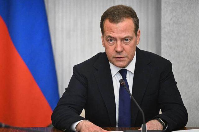 美国想和中俄印日组建C5<strong></p>
<p>比特币一个多少钱</strong>，梅德韦杰夫：给了欧洲一记响亮的耳光